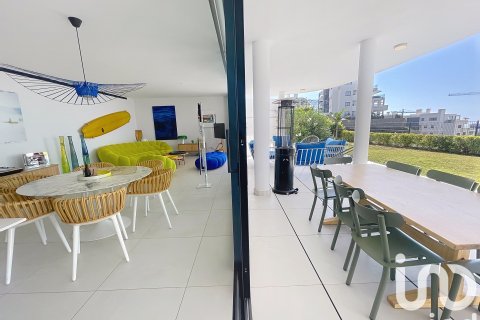 Apartment à vendre à Fuengirola, Malaga, Espagne, 3 chambres, 400 m2 No. 152385 - photo 17