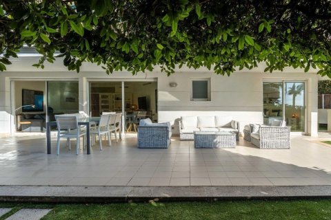 Dzīvoklis pārdošanā Sitges, Barcelona, Spānijā 4 istabas, 165 m2 Nr. 167830 - attēls 4