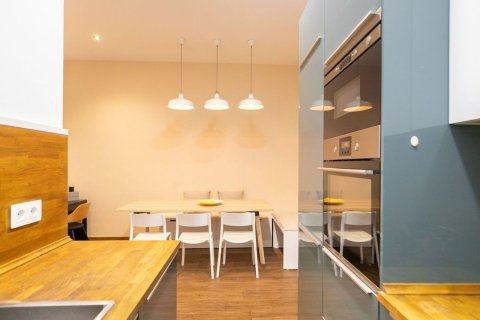Apartamento en venta en Barcelona, España 2 dormitorios, 64 m2 No. 167833 - foto 10