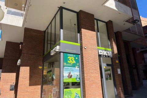 Gewerbeimmobilien zum Verkauf in Barcelona, Spanien 60 m2 Nr. 167831 - Foto 2