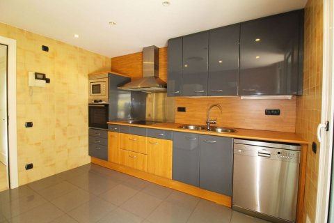 Apartament w Sitges, Barcelona, Hiszpania 3 sypialnie, 169 mkw. nr 167829 – zdjęcie 8