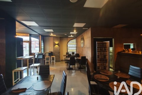 Lokal usługowy w Moralzarzal, Madrid, Hiszpania 180 mkw. nr 173396 – zdjęcie 6