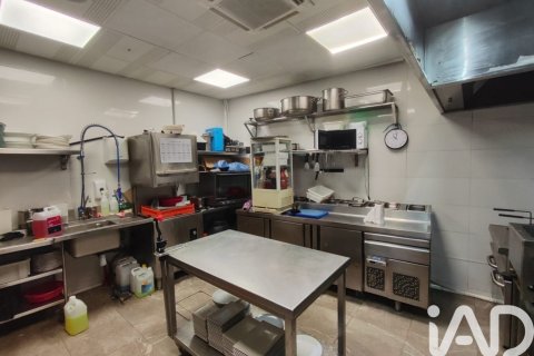 Lokal usługowy w Moralzarzal, Madrid, Hiszpania 180 mkw. nr 173396 – zdjęcie 3