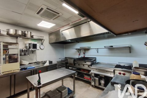 Lokal usługowy w Moralzarzal, Madrid, Hiszpania 180 mkw. nr 173396 – zdjęcie 4