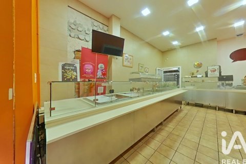 Lokal usługowy w Barcelona, Hiszpania 173 mkw. nr 173399 – zdjęcie 2