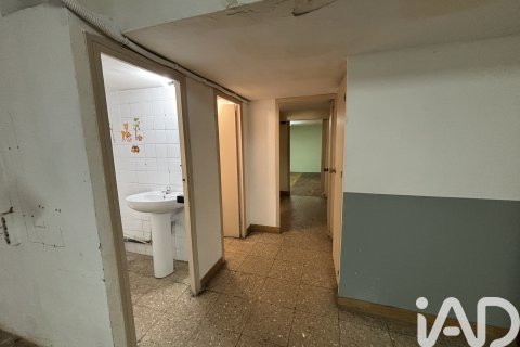 Lokal usługowy w Barcelona, Hiszpania 261 mkw. nr 173400 – zdjęcie 28
