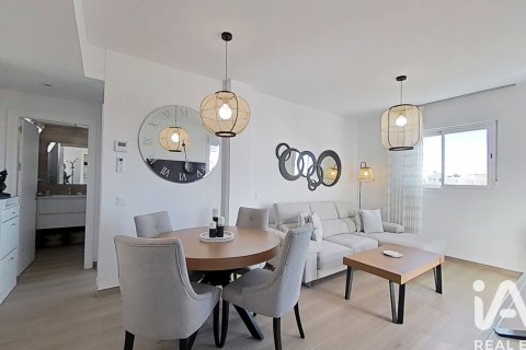 Apartment in Chipiona, Cadiz, Spain 2 bedrooms, 70 sq.m. No. 173395