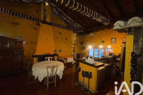 Lokal usługowy w Becerril de la Sierra, Madrid, Hiszpania 169 mkw. nr 173397 – zdjęcie 17
