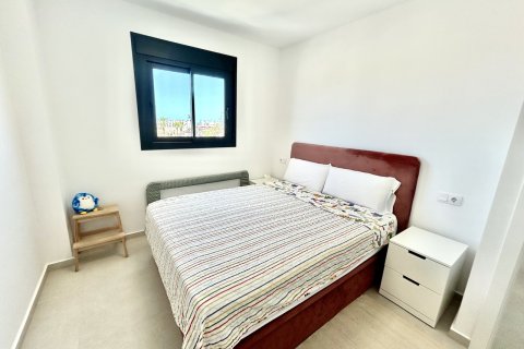 Apartment for sale in Alicante, Spain 3 bedrooms, 107 sq.m. No. 189922 - photo 21
