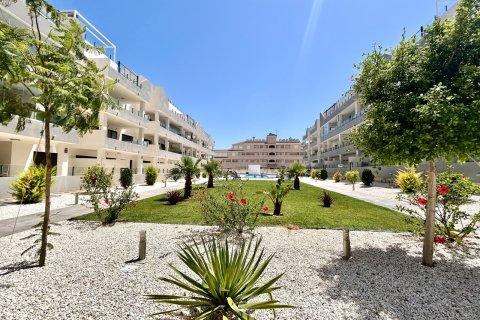 Apartment for sale in Alicante, Spain 3 bedrooms, 107 sq.m. No. 189922 - photo 2
