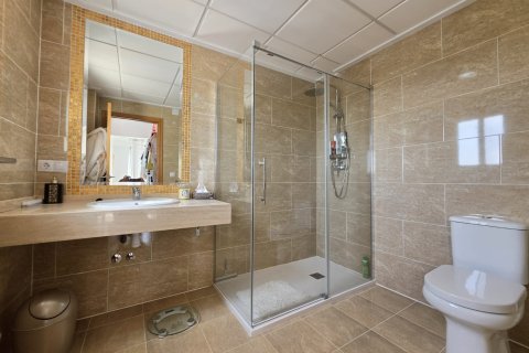 Villa for sale in Pinoso, Alicante, Spain 3 bedrooms, 263 sq.m. No. 189918 - photo 18
