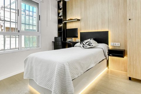 Apartamento en venta en Torrevieja, Alicante, España 3 dormitorios, 108 m2 No. 189917 - foto 8