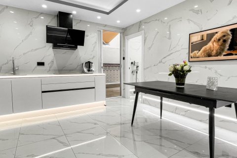 Apartamento en venta en Torrevieja, Alicante, España 3 dormitorios, 108 m2 No. 189917 - foto 13