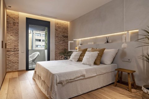 Dzīvoklis pārdošanā Barcelona, Spānijā 3 istabas, 132 m2 Nr. 150465 - attēls 17