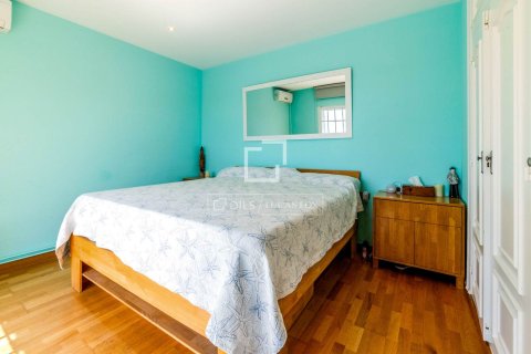 Villa for sale in Sitges, Barcelona, Spain 5 bedrooms, 259 sq.m. No. 150461 - photo 18