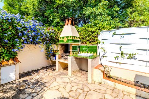 Villa for sale in Sitges, Barcelona, Spain 5 bedrooms, 259 sq.m. No. 150461 - photo 25