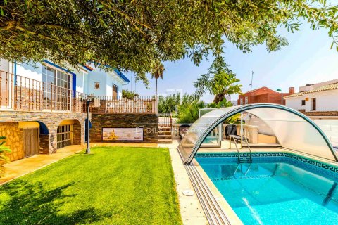 Villa for sale in Sitges, Barcelona, Spain 5 bedrooms, 259 sq.m. No. 150461 - photo 26