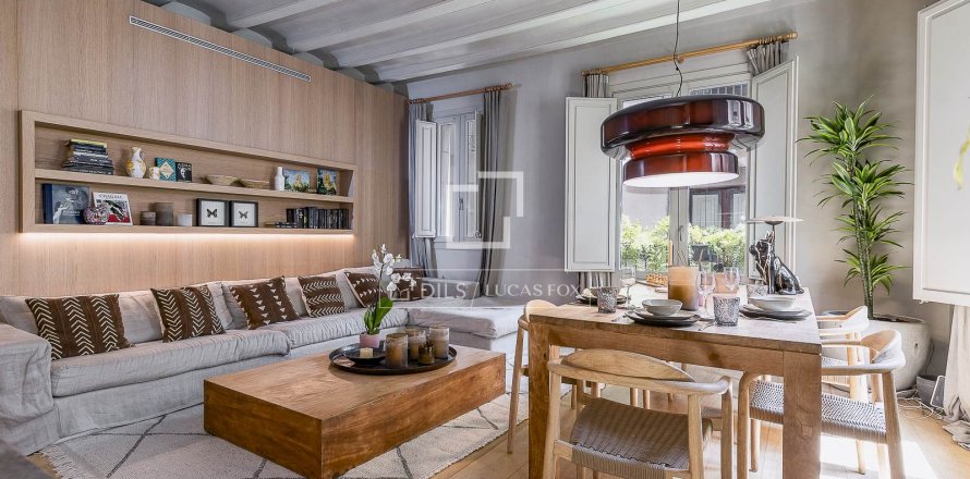 Apartment à Barcelona, Espagne 3 chambres, 105 m2 No. 150464