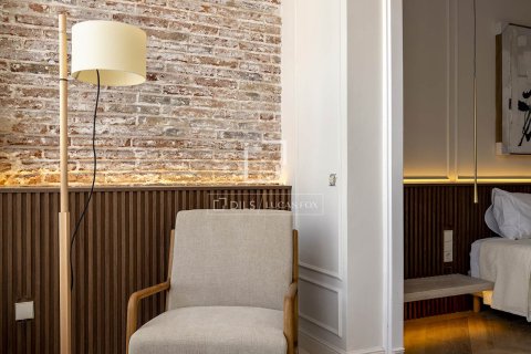 Lägenhet till salu i Barcelona, Spanien 4 sovrum, 179 kvm. Nr. 150466 - foto 29