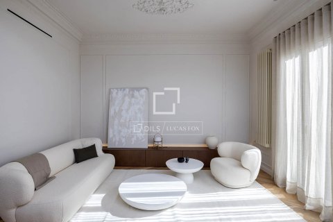 Lägenhet till salu i Barcelona, Spanien 4 sovrum, 179 kvm. Nr. 150466 - foto 3