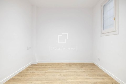 Apartment à vendre à Barcelona, Espagne, 5 chambres, 191 m2 No. 150463 - photo 16