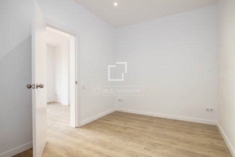 Apartment à vendre à Barcelona, Espagne, 5 chambres, 191 m2 No. 150463 - photo 15