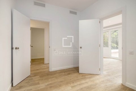 Apartment à vendre à Barcelona, Espagne, 5 chambres, 191 m2 No. 150463 - photo 14