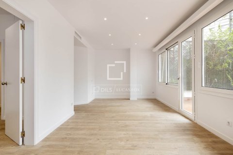 Apartment à vendre à Barcelona, Espagne, 5 chambres, 191 m2 No. 150463 - photo 5