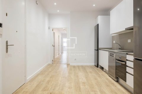 Apartment à vendre à Barcelona, Espagne, 5 chambres, 191 m2 No. 150463 - photo 12