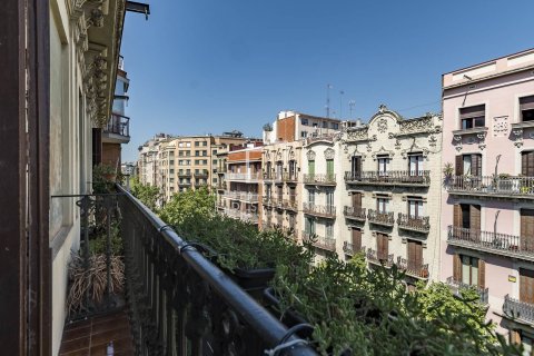 Apartment à vendre à Barcelona, Espagne, 2 chambres, 90 m2 No. 150462 - photo 13