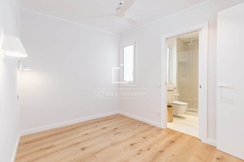 Apartment à vendre à Barcelona, Espagne, 2 chambres, 90 m2 No. 150462 - photo 15