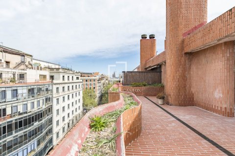 Ático en venta en Barcelona, España 3 dormitorios, 147 m2 No. 150467 - foto 9
