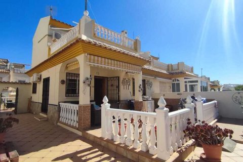 Townhouse à vendre à Playa Flamenca II, Alicante, Espagne, 3 chambres,  No. 190049 - photo 9