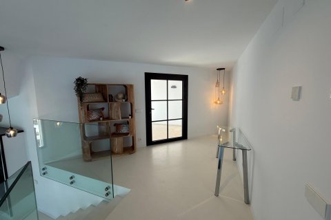 Villa for rent Cas Catala, Mallorca, Spain 5 bedrooms, 484 sq.m. No. 138215 - photo 7