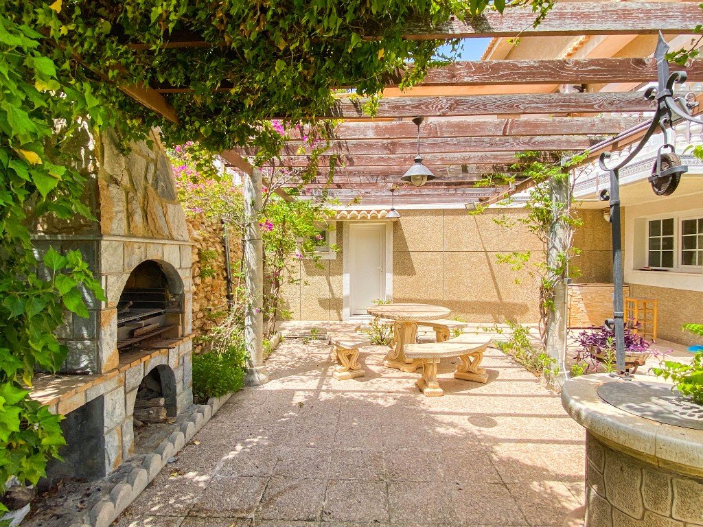 Huvila Villamartin, Alicante, Espanja 7 makuuhuonetta, 430 m2 No. 80916