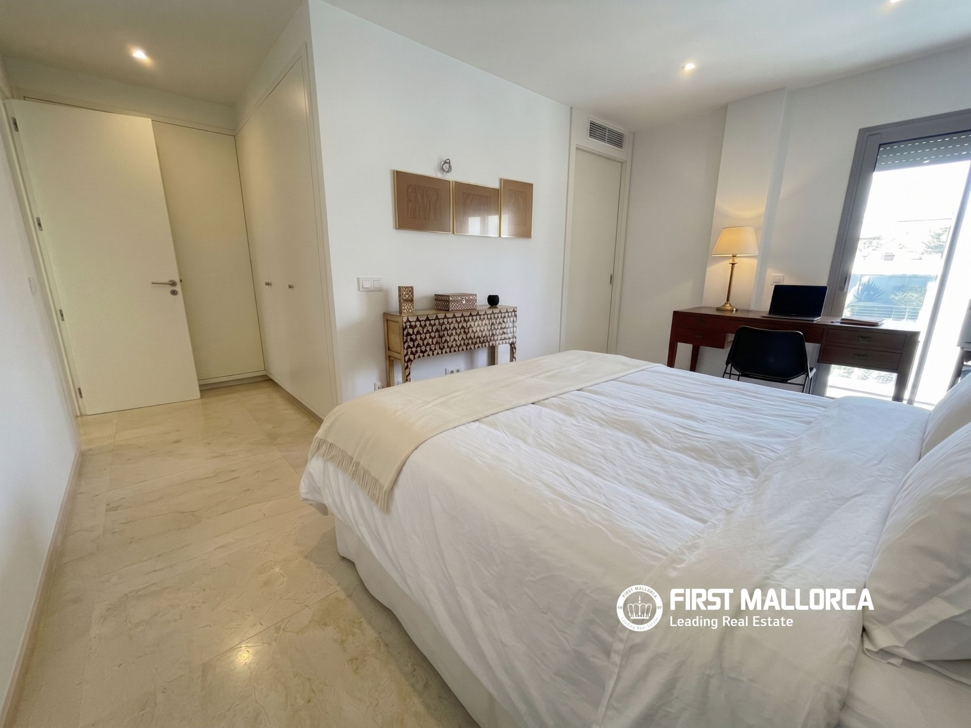 Apartamento en Palma de Mallorca, Mallorca, España 2 dormitorios, 127 m2 No. 195395