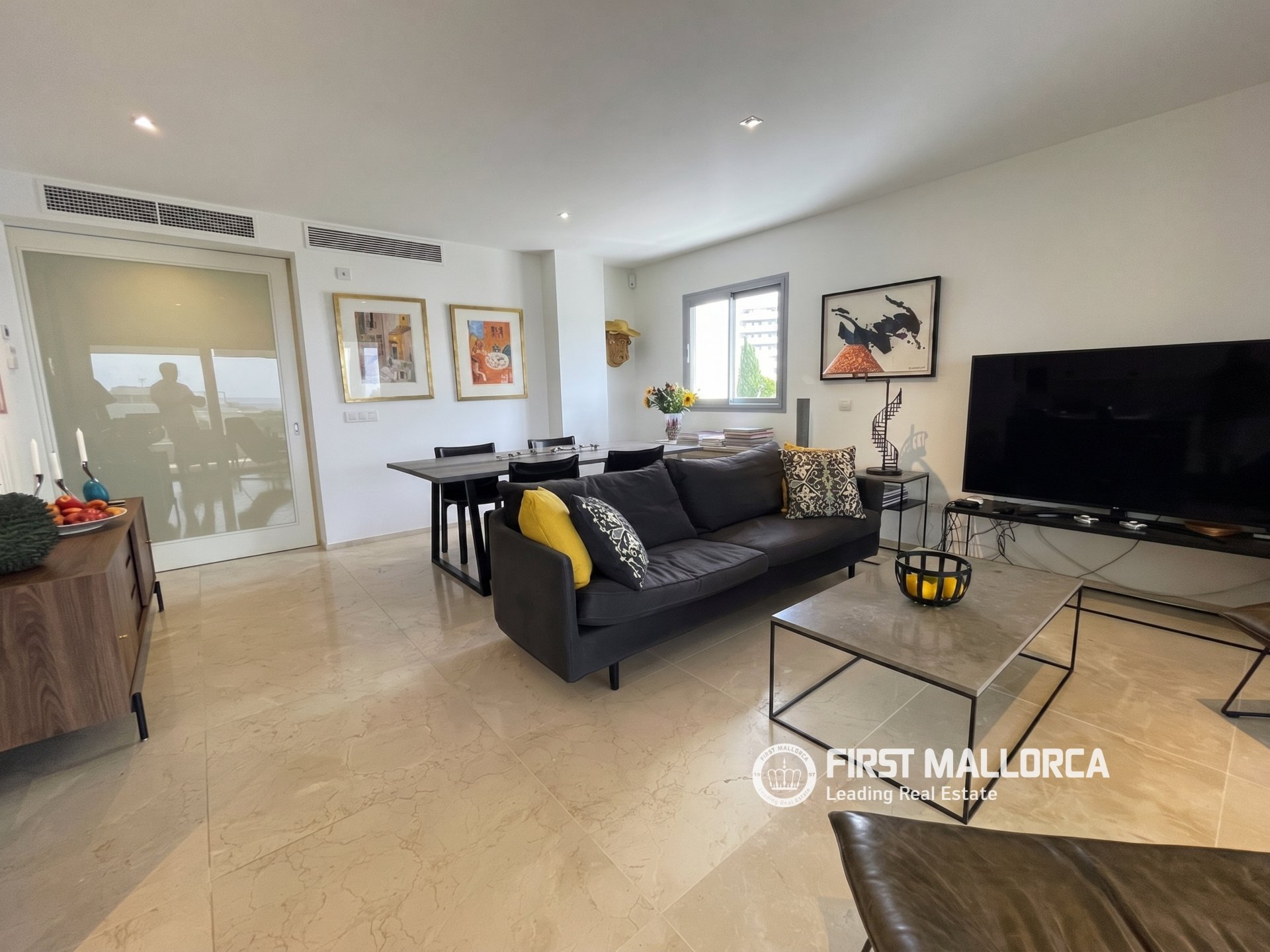 Apartamento en Palma de Mallorca, Mallorca, España 2 dormitorios, 127 m2 No. 195395