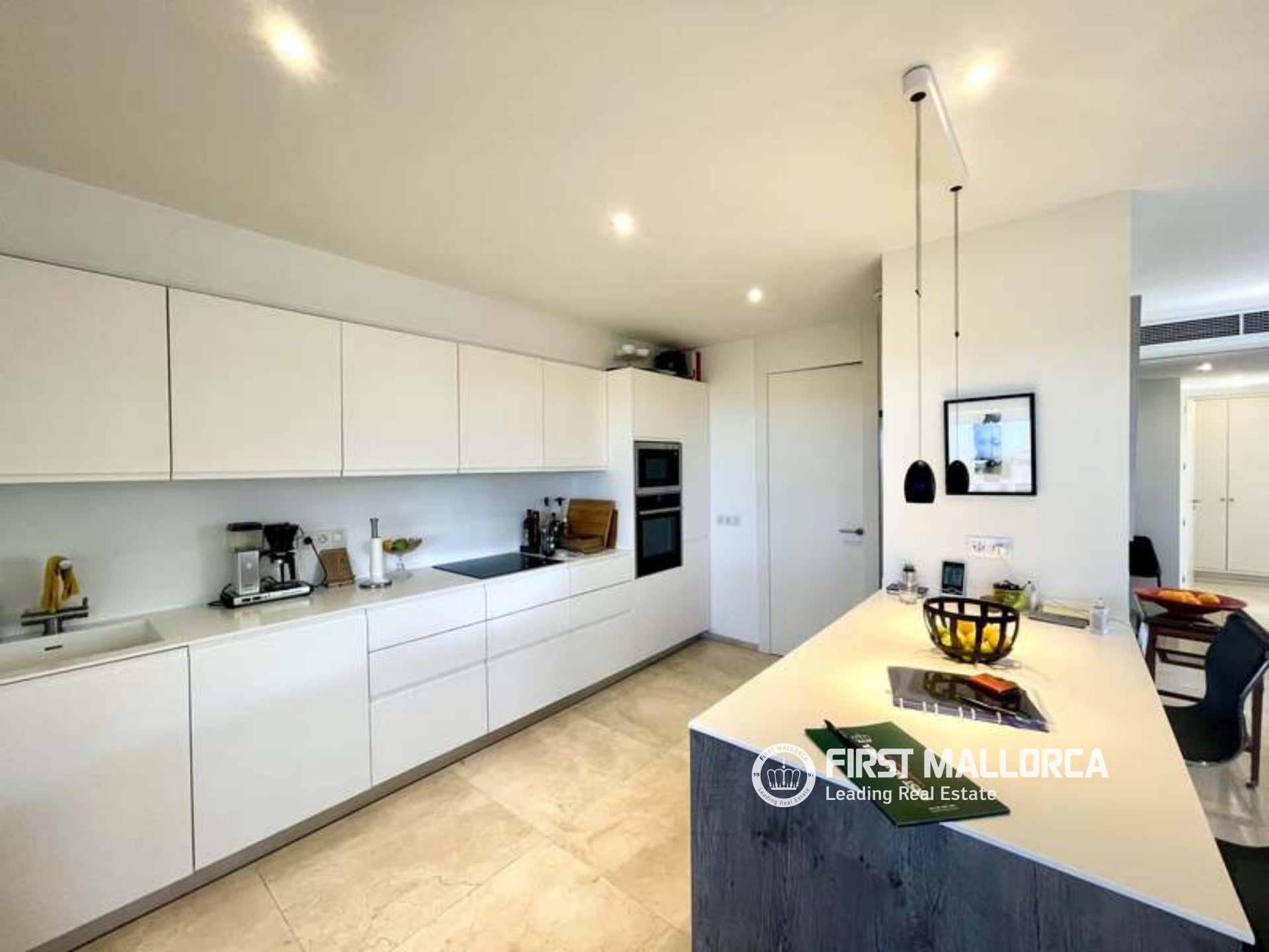 Apartamento en Palma de Mallorca, Mallorca, España 2 dormitorios, 127 m2 No. 195395
