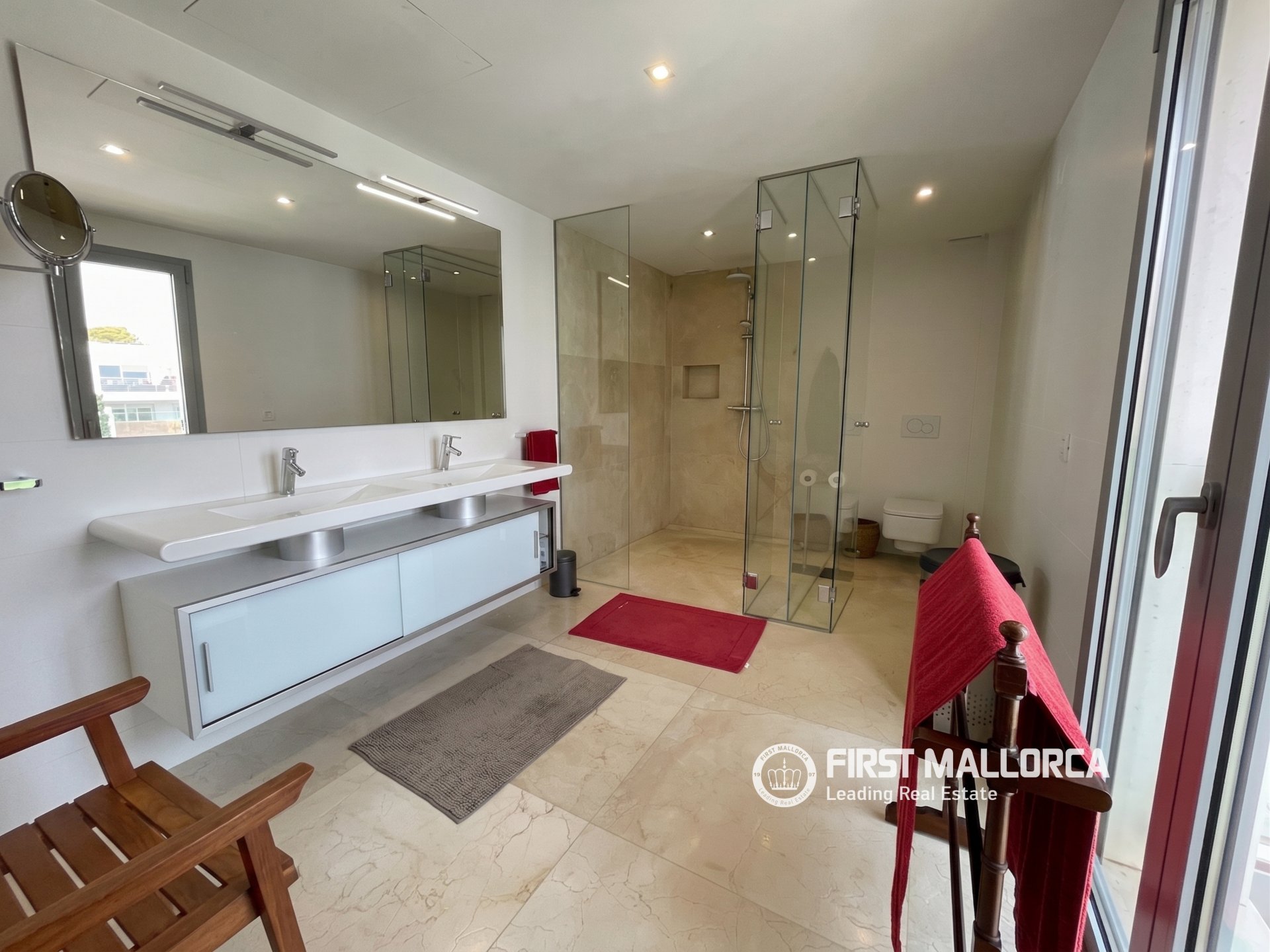 Apartamento en Palma de Mallorca, Mallorca, España 2 dormitorios, 127 m2 No. 195395