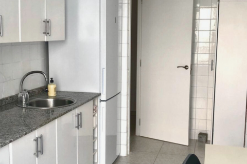 Appartamento in affitto a Valencia, Spagna 4 camere da letto, 120 mq. N° 154305 - foto 8