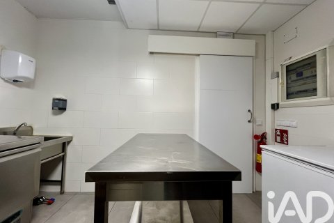 Komerciāls īpašums īrēšanai Mataro, Barcelona, Spānijā 1 istaba, 105 m2 Nr. 154308 - attēls 21