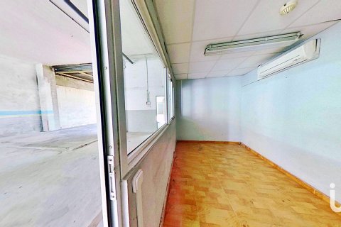 Kommersiell fastighet för uthyrning i Alicante, Spanien 2 sovrum, 400 kvm. Nr. 154303 - foto 2