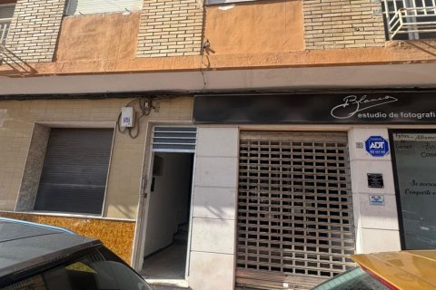 Apartment in Guardamar del Segura, Alicante, Spain 5 bedrooms, 200 sq.m. No. 149461