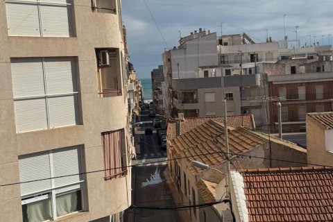 Apartment for sale in Guardamar del Segura, Alicante, Spain 5 bedrooms, 200 sq.m. No. 149461 - photo 3