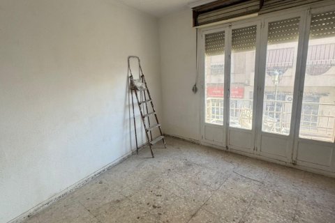 Apartment for sale in Guardamar del Segura, Alicante, Spain 5 bedrooms, 200 sq.m. No. 149461 - photo 11