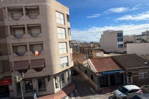 Apartment for sale in Guardamar del Segura, Alicante, Spain 5 bedrooms, 200 sq.m. No. 149461 - photo 4