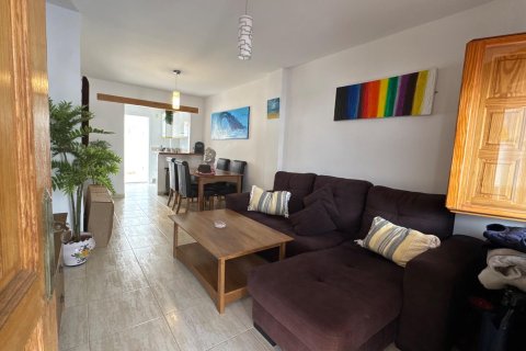 Radhus till salu i Torre de la Horadada, Alicante, Spanien 3 sovrum, 88 kvm. Nr. 149457 - foto 4