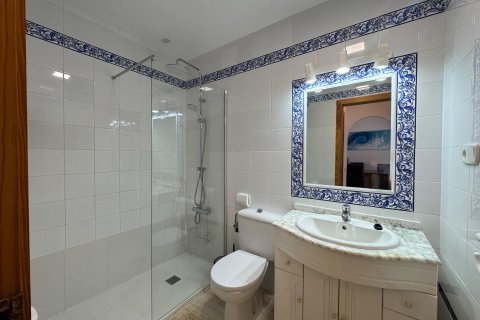 Radhus till salu i Torre de la Horadada, Alicante, Spanien 3 sovrum, 88 kvm. Nr. 149457 - foto 11