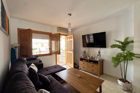 Radhus till salu i Torre de la Horadada, Alicante, Spanien 3 sovrum, 88 kvm. Nr. 149457 - foto 3