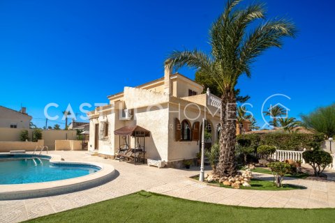 Villa i Torrevieja, Alicante, Spanien 4 sovrum, 163 kvm. Nr. 149458